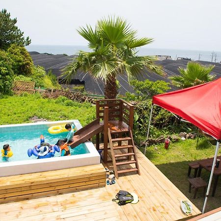 Jeju Sunflower Pension Согвіпо Екстер'єр фото